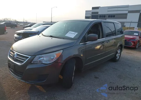 2010 Volkswagen Routan Se from USA, damaged, VIN 2V4RW3D18AR268219